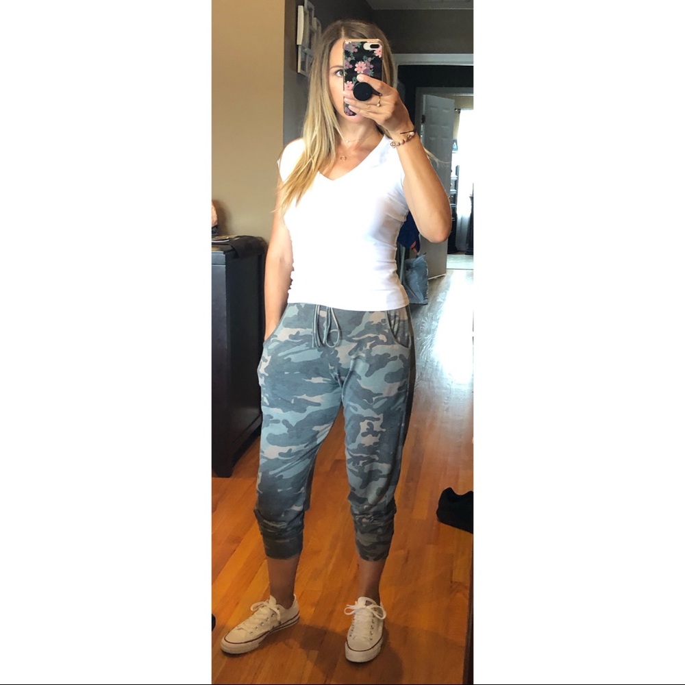 ONE LEFT! Light weight camo pants - Picture 6 of 6